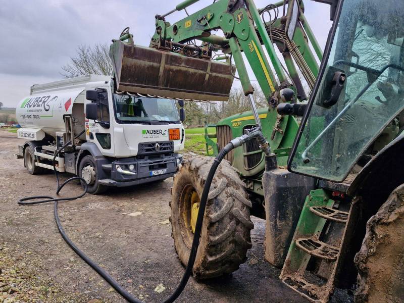 Entreprise de combustibles spécialisée en livraison de GNR pour engins agricoles ou de chantier à Yvetot 76
